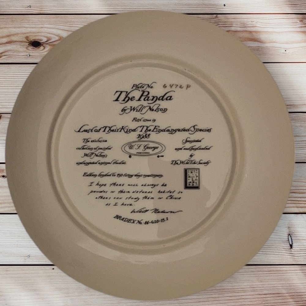 Home Decor “The Panda” by Will Nelson collector plate  1988 - Picture 2 of 2